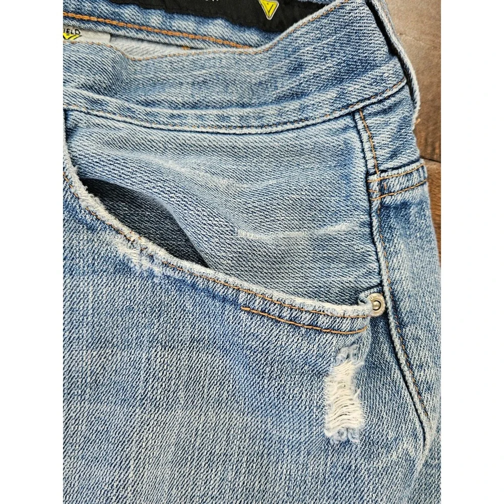 Y2K Distressed Skater 90s Relaxed Classic Jeans Light Wash Denim 34R